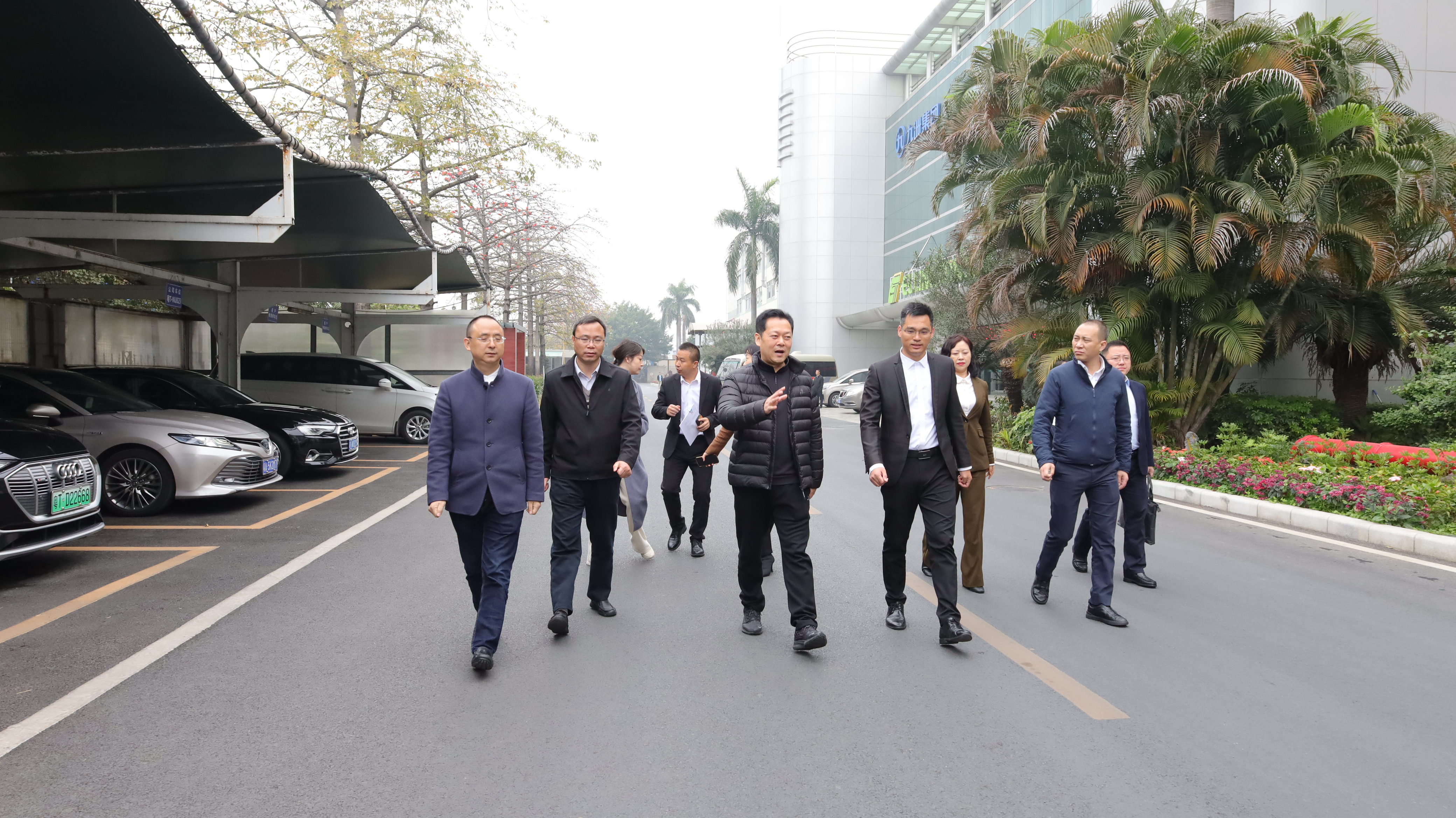 绵阳市副市长一行莅临乐橙国际lc8电子考察调研 